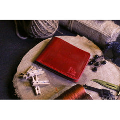Classic Prestige | Bi - Fold Crazy Horse Leather Wallet | Bold Red Edition - Przewalske