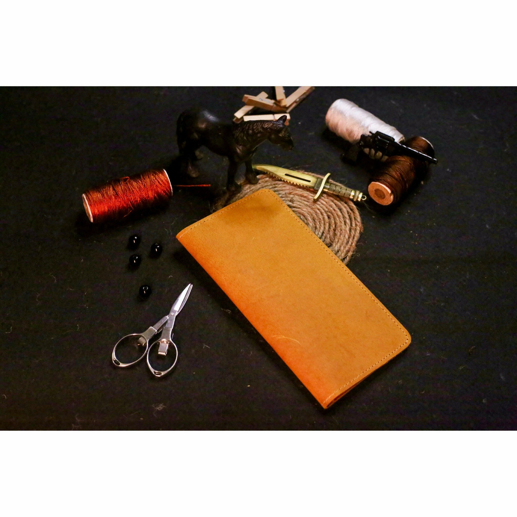 Classic Crazy Horse leather Long Wallet - Przewalske