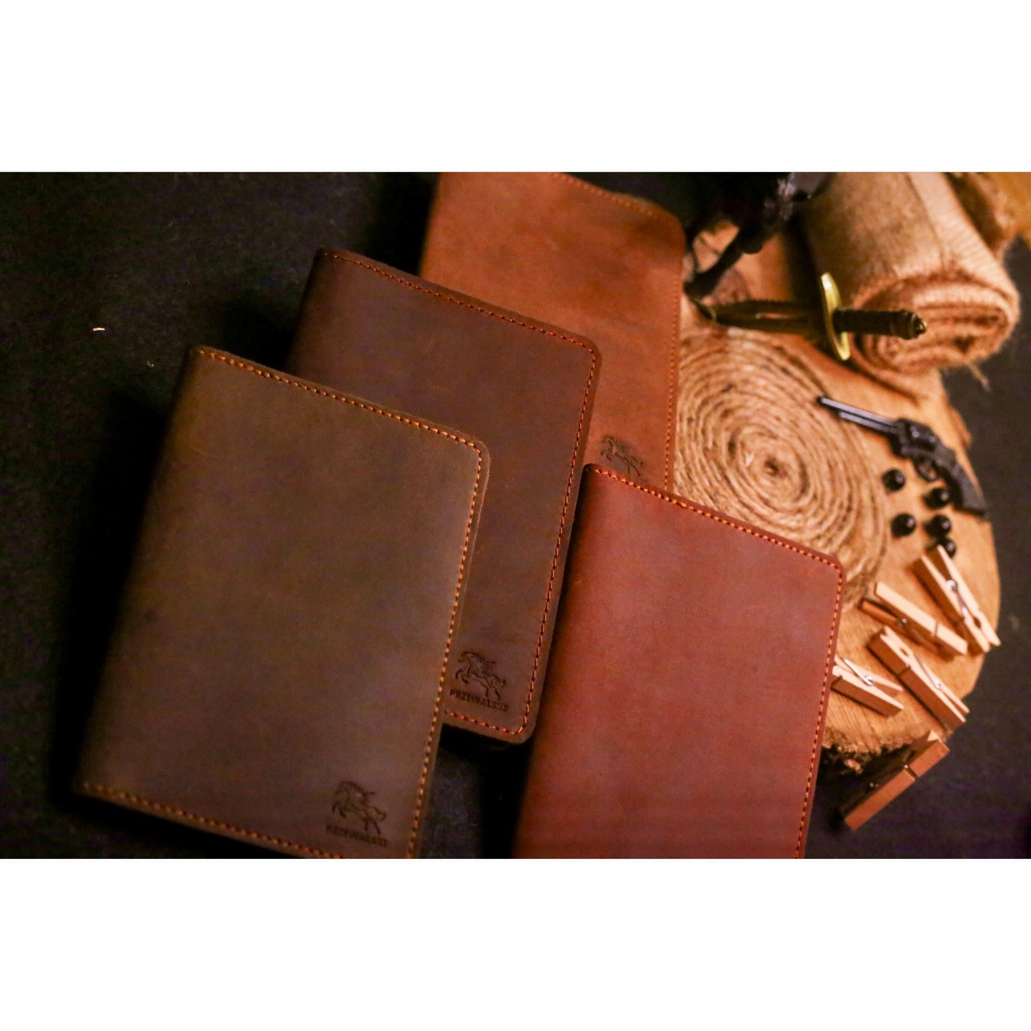 Classic Wanderer | Rugged Leather Passport Holder - Przewalske
