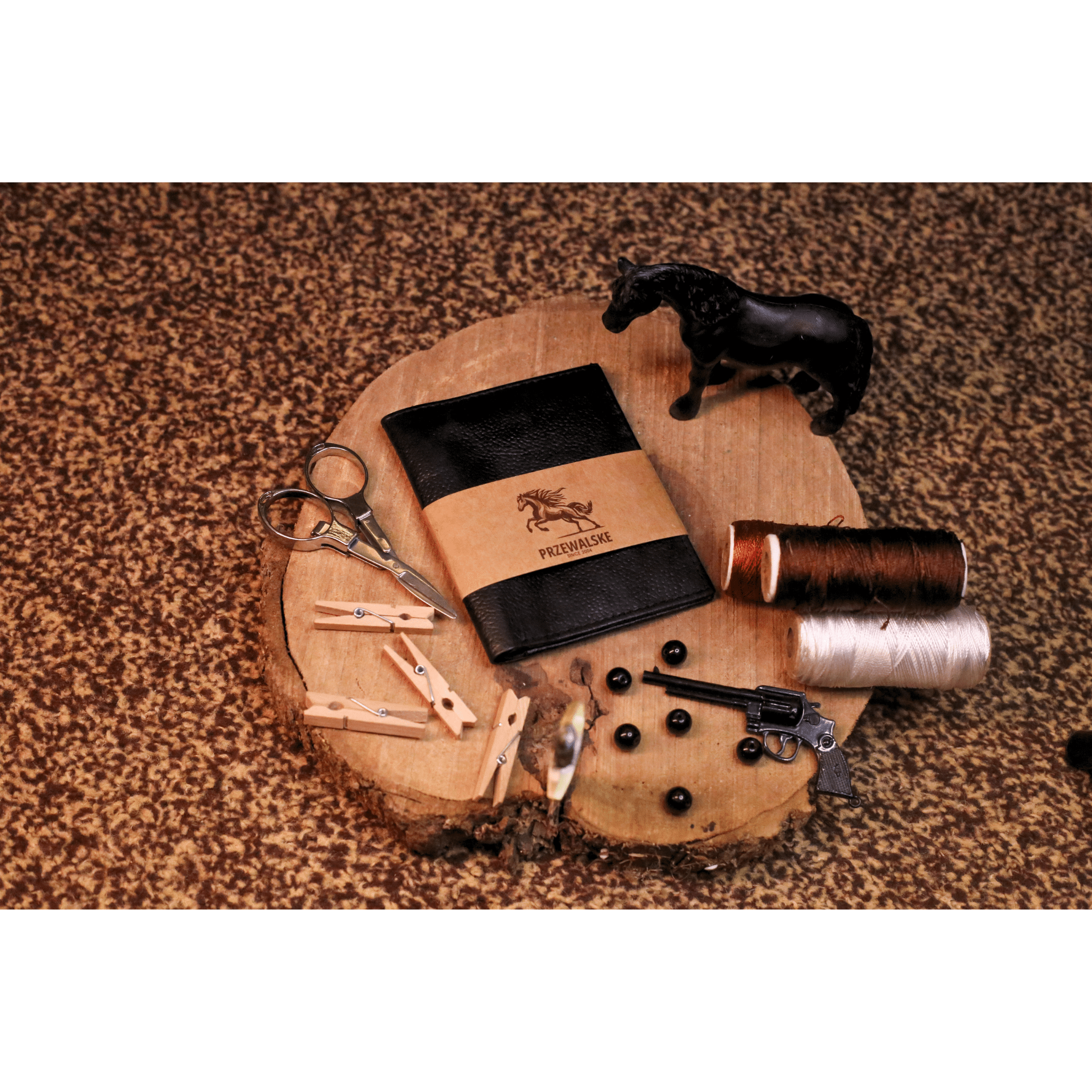 Elegance Redefined | Signature Full - Grain Leather Wallet | Rich Black & Dark Brown - Przewalske