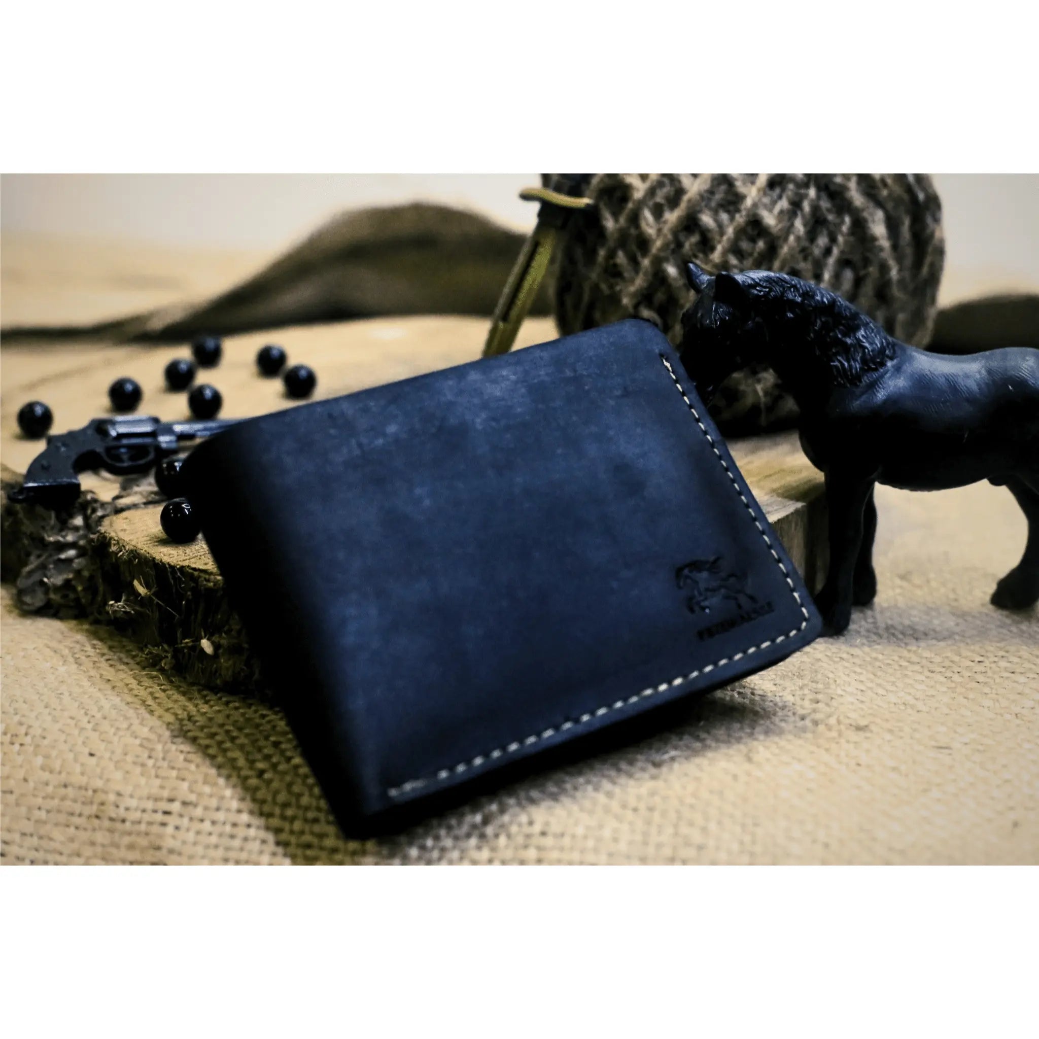 Signature Edition | Bi - Fold Crazy Horse Leather Wallet | Black - Przewalske