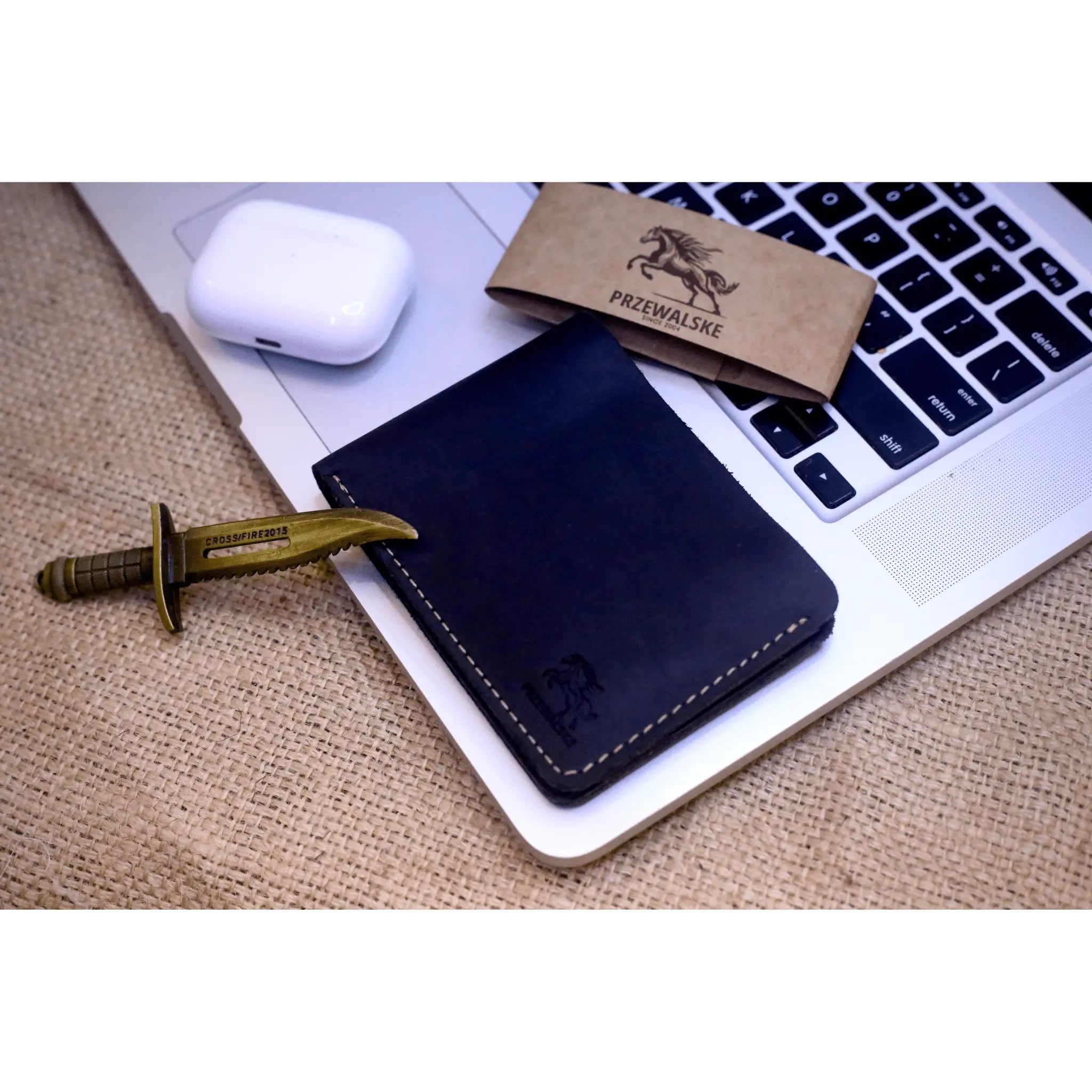 Signature Edition | Bi - Fold Crazy Horse Leather Wallet | Black - Przewalske