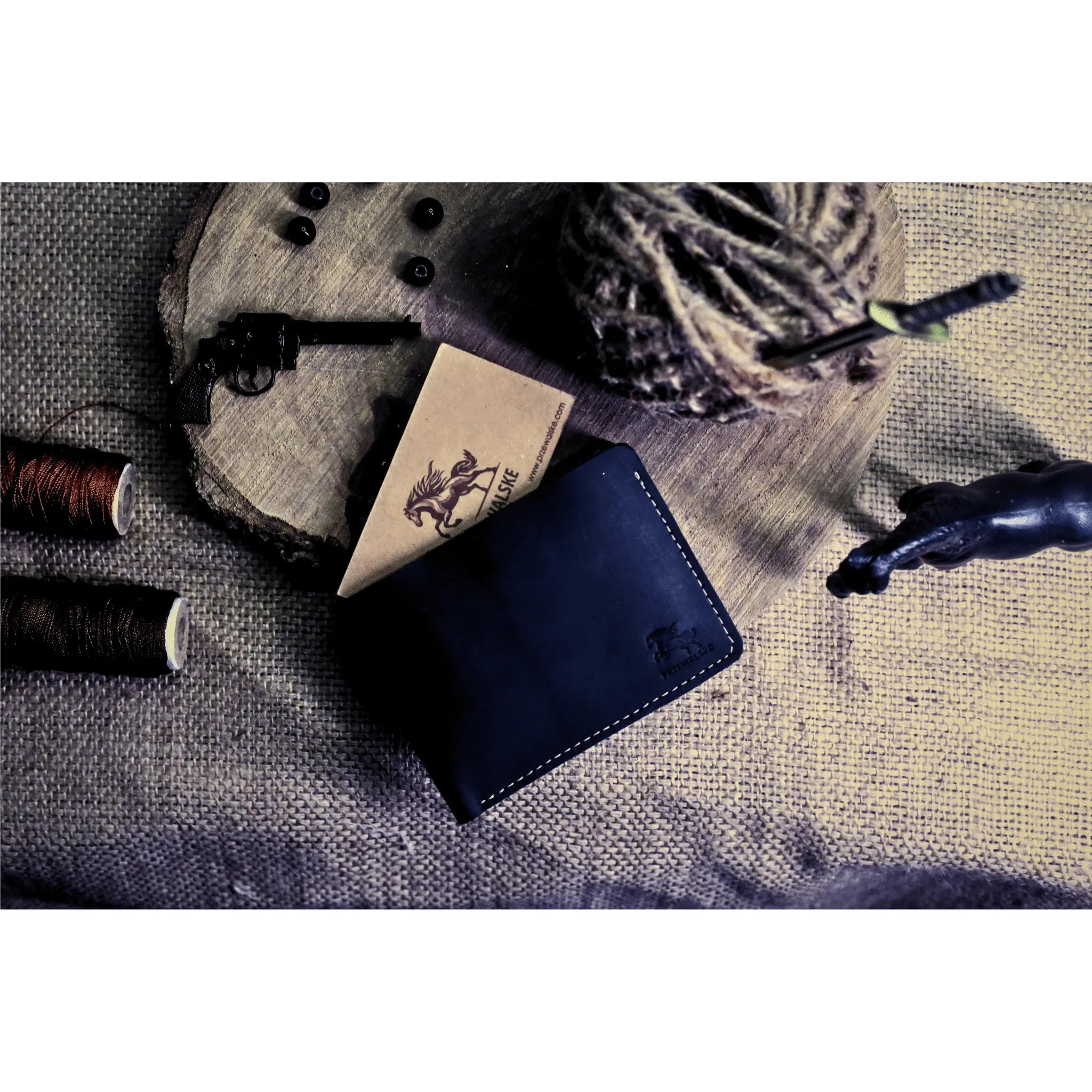 Signature Edition | Bi - Fold Crazy Horse Leather Wallet | Black - Przewalske