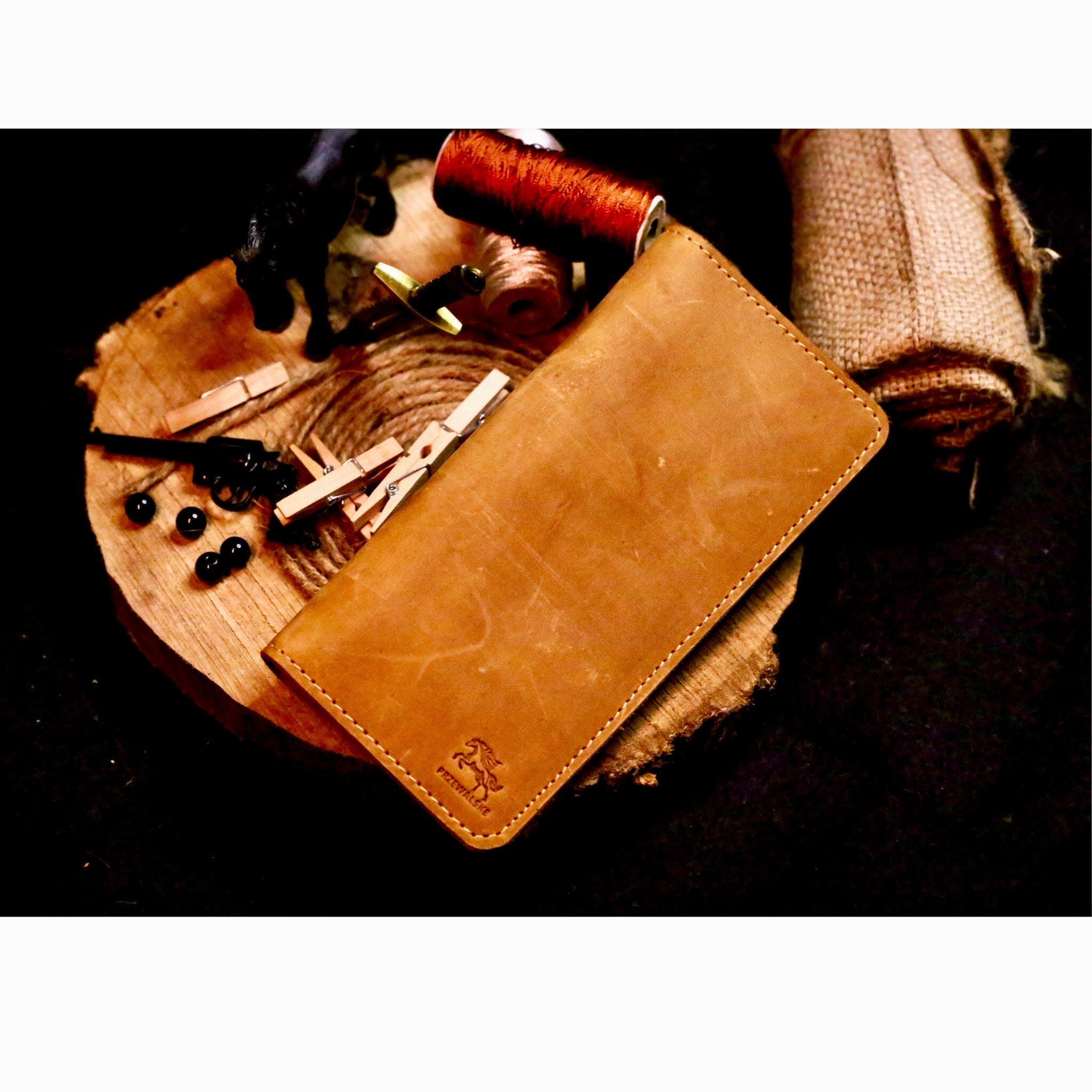 Sunlit Stretch | Classic Masterpiece | Long Leather Wallet | Camel - Przewalske